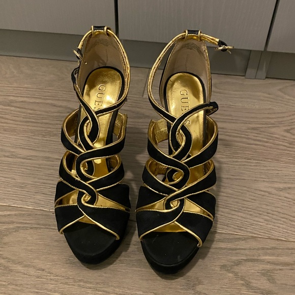 GUESS 2 tone heel -Gold & Black - Picture 3 of 4